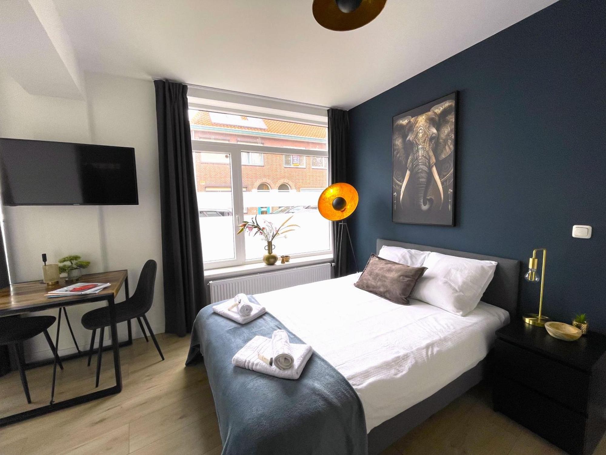 B&K Urban City Suites Tilburg Exterior foto