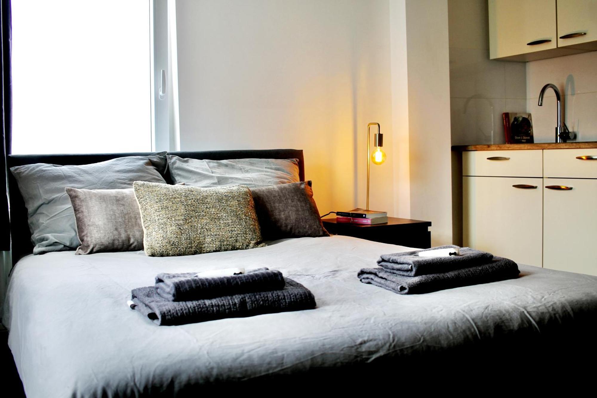 B&K Urban City Suites Tilburg Exterior foto